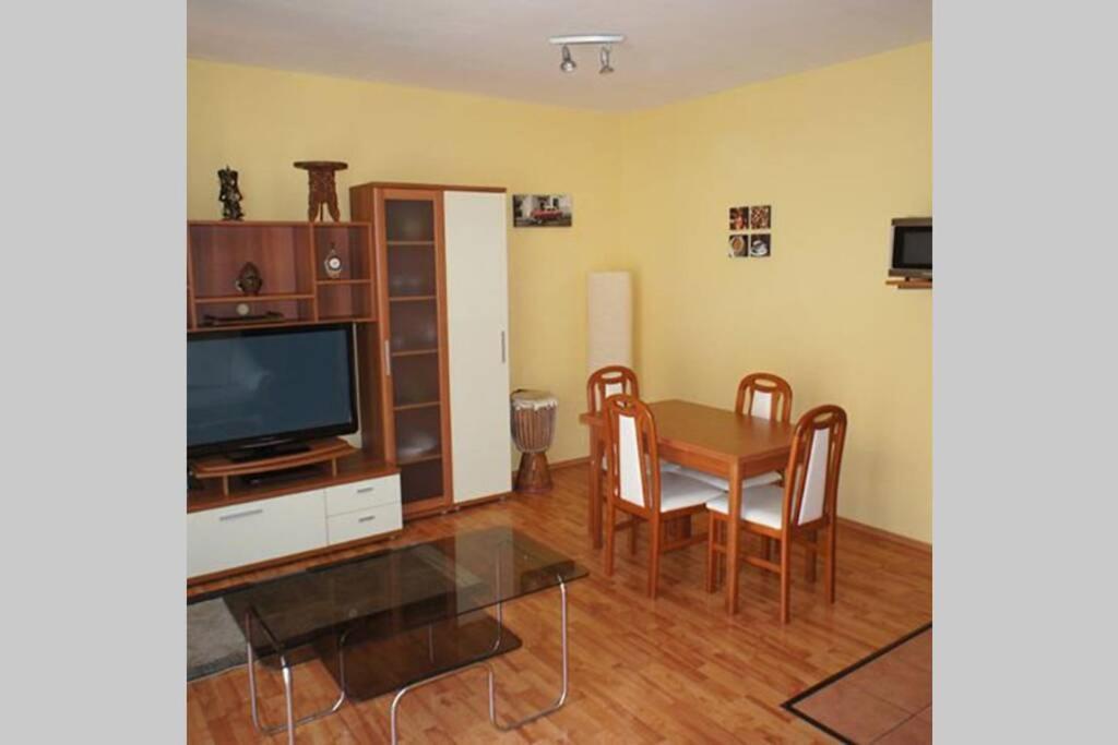 דירות Lido Di Siofok - Aranypart - Minden 1 Percre! מראה חיצוני תמונה